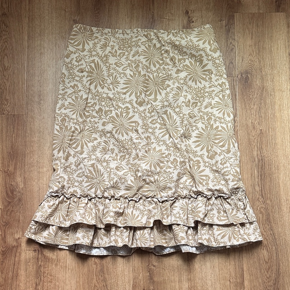 Vintage Y2K Old Navy Tan Floral Skirt with Ruffle Hem Size 10